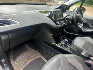 /photos/11633/161d64e4-bab0-441f-a9c5-b2b6f757c5c0_i320x240.jpg
