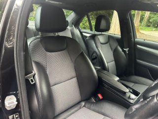 /photos/11633/e64fc9f7-8777-4d99-949f-9e88d8ce5133_i320x240.jpg